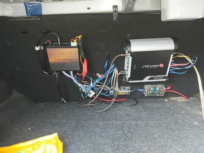 wiring-mess.thumb.jpg.cbeab42052c92b88f0d2db1e66c3a0ba.jpg