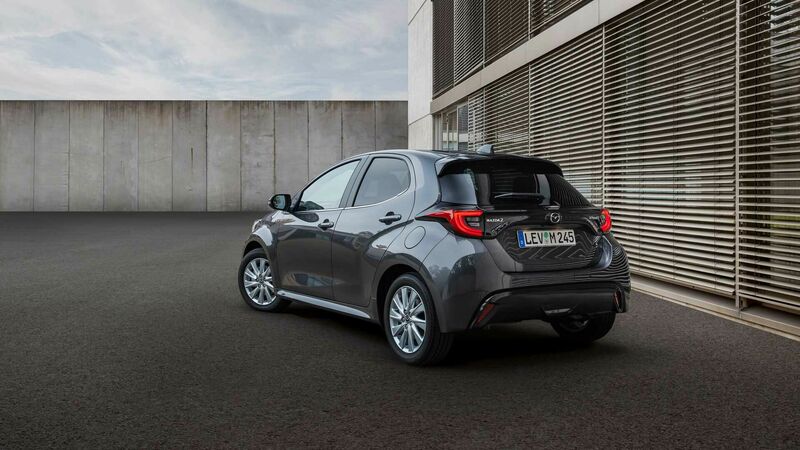 1022195320_2022-mazda2(3).thumb.jpg.cbb4a5e29c24417410e979c338748309.jpg