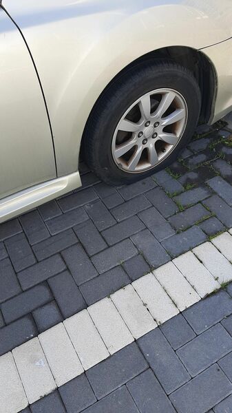 wheel.thumb.jpg.52f40703a6535cac930cc974885f8a47.jpg