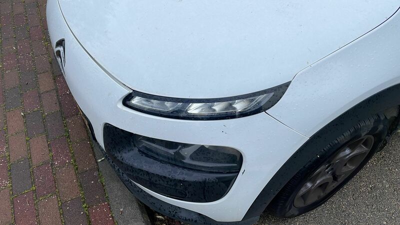 car6.jpg
