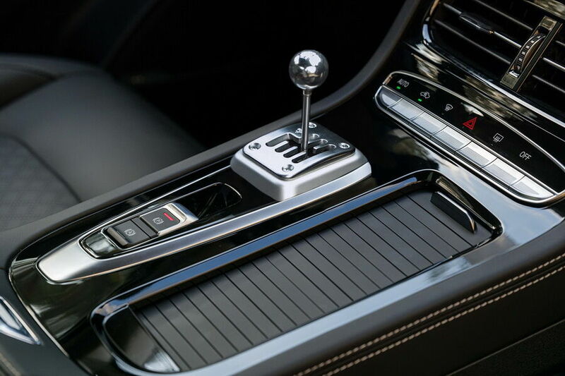 Skywell-ET5-Shifter.thumb.jpg.47d9c8e60ec0928050adfda7313c2400.jpg