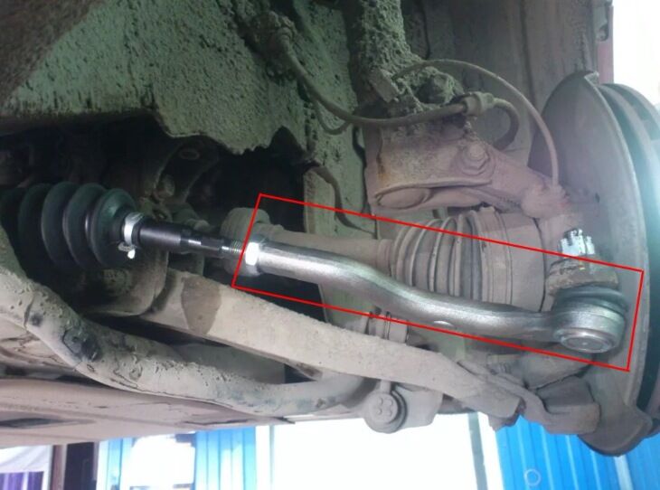 nakonechnik-rulevoj-honda-tsivik.jpg.e7f5fee24bb6f1437d7e2666c7ba0e25.jpg