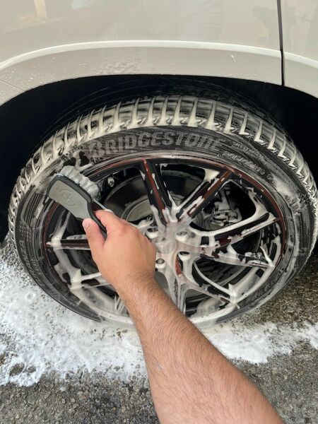 WheelBrushDetailFactory22.thumb.jpg.6dc8a566688a8722e95cfd4e591d99ff.jpg