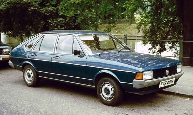 Volkswagen_Passat_B1_5d_Jesus_Lock.jpg