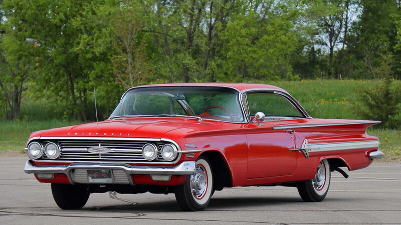 14_39_39_1960-Chevrolet-Impala-hardtop-front.jpeg