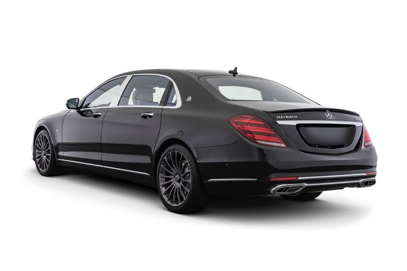 2020-mercedes-maybach-s-650-night-edition-4-jpg-1591642765.jpg