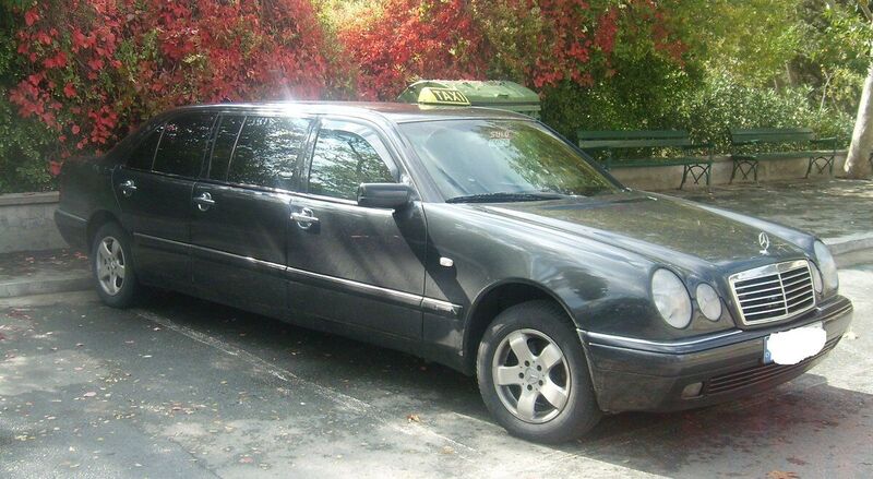 mercedes-stretch-limo.jpg