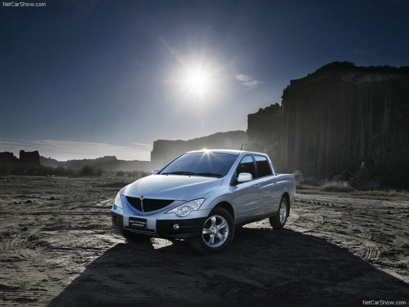 SsangYong-Actyon_Sports-2006-800-01.jpg.ff50f874e81915ea15d821986e8a955f.jpg