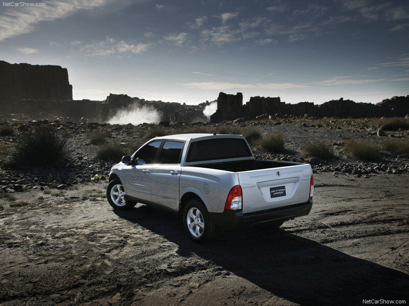 SsangYong-Actyon_Sports-2006-800-08.jpg.fd1529bb7fb7d915aeda9384a9a5db8d.jpg