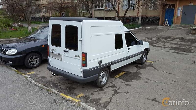 renault-express-van-back-side-2-357042.thumb.jpg.a8d358b4df4581a94bece08b4c4d4f64.jpg